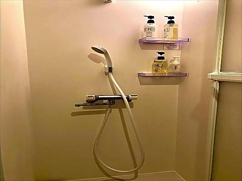 Toranomon Station Bnbplus Capsule Hotel