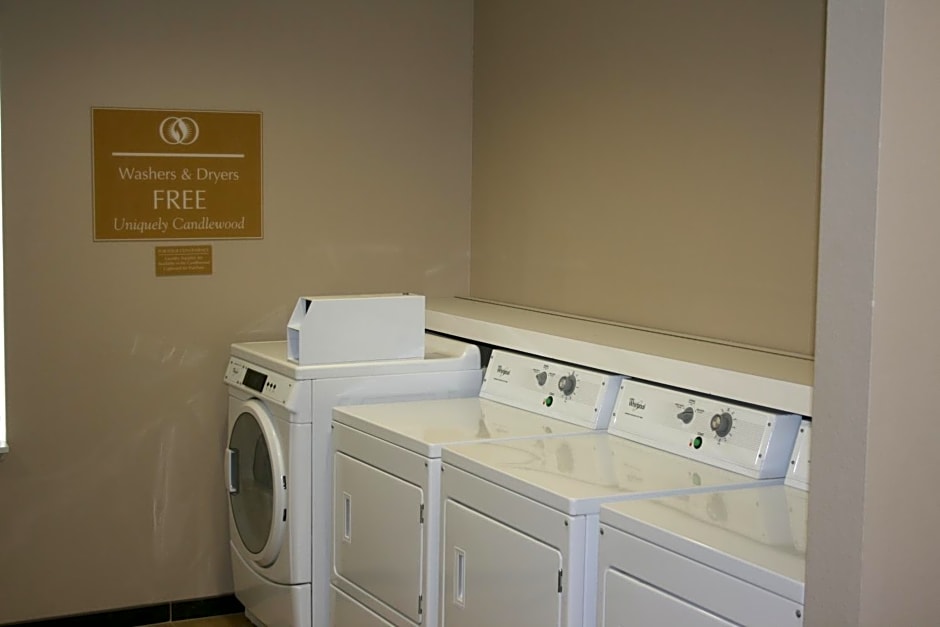 Candlewood Suites College Station