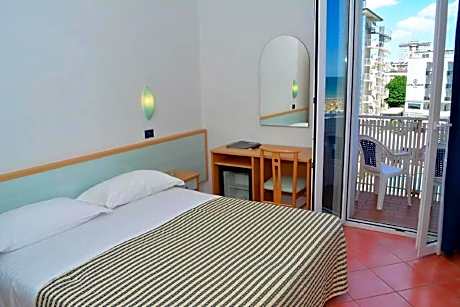 Connecting Rooms 3Pax