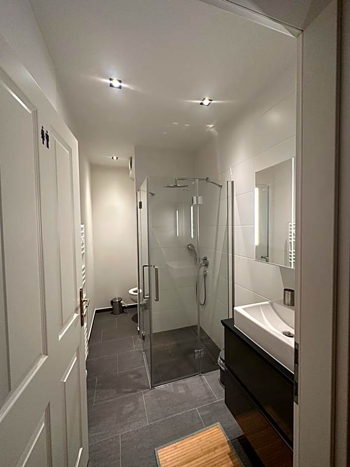 Lion`s Rooms n Apartments