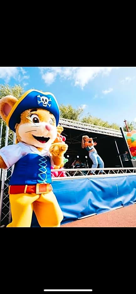 marine getaways caravan hire