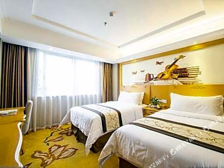 Vienna 3 Best Hotel (Yangchun Bus Station)