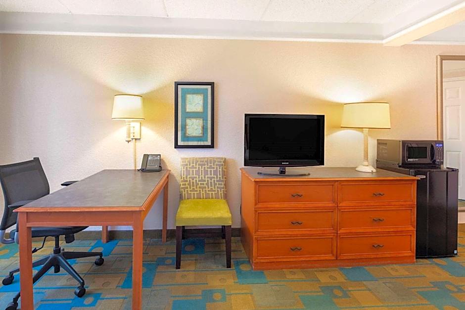 La Quinta Inn & Suites by Wyndham Fort Lauderdale Plantation