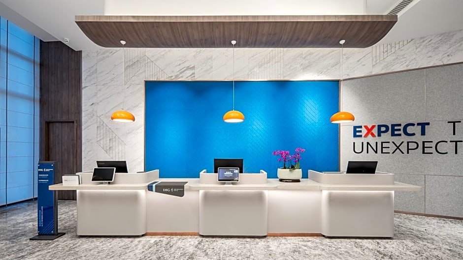 Holiday Inn Express Xining Railway Station By IHG