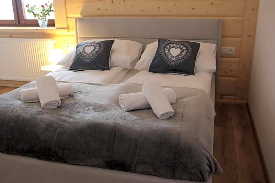 Apartamenty i pokoje u Klimka