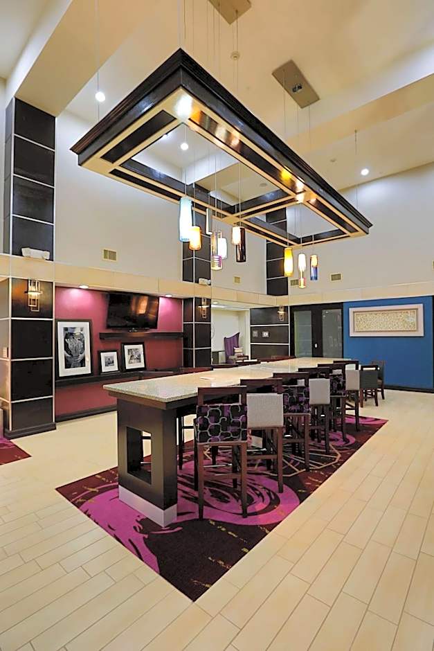 Hampton Inn By Hilton And Suites Missouri City