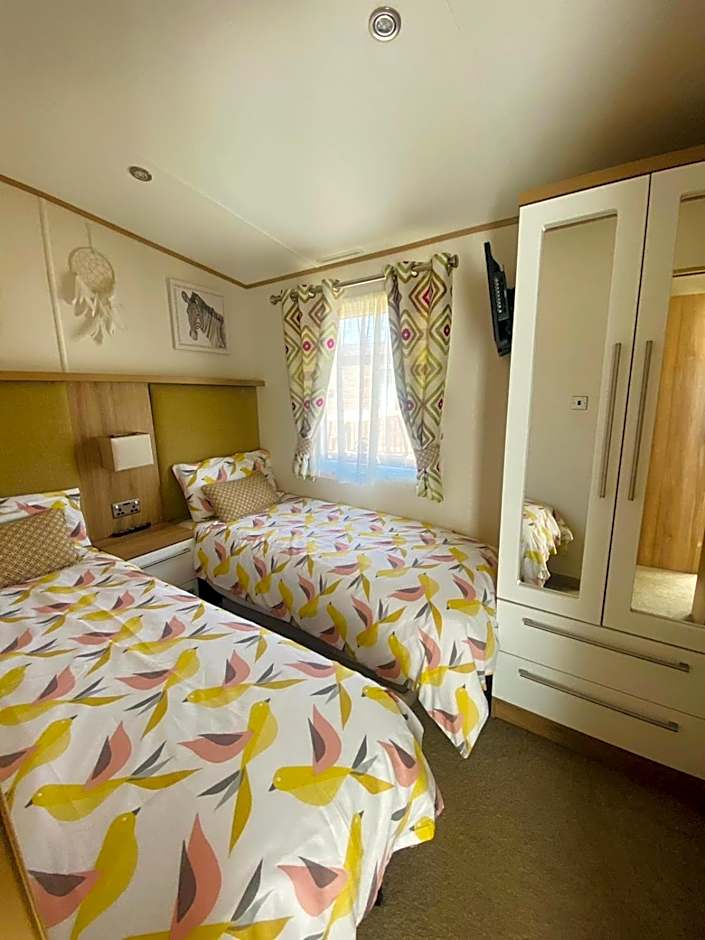 Tattershall Lakes Mini Breaks - Osprey Rise