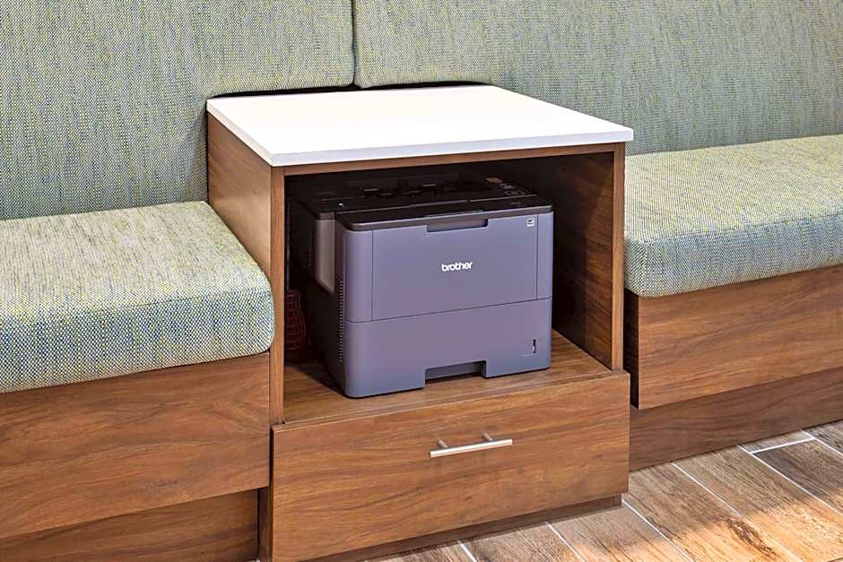 Hampton Inn By Hilton And Suites Tampa East - Casino Area