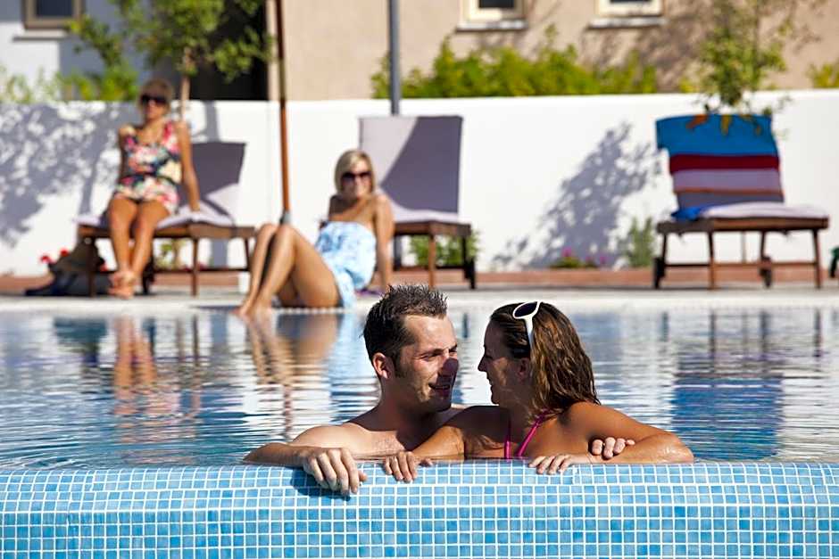 Elysia Park Luxury Holiday Residences