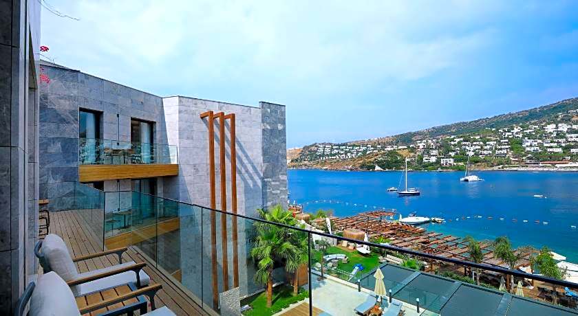 Mare Deluxe Residences  & Villas