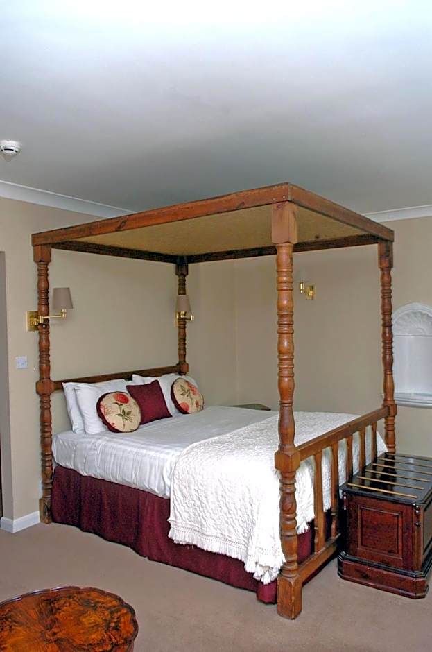 Donington Manor Hotel