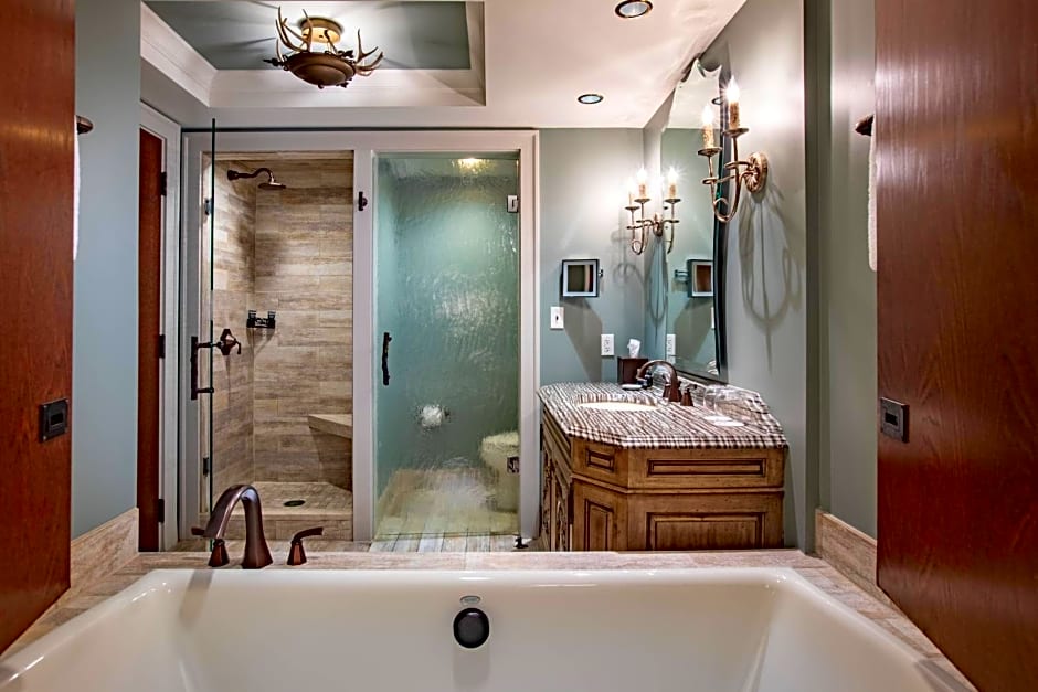 Grand Bohemian Hotel Asheville, Autograph Collection