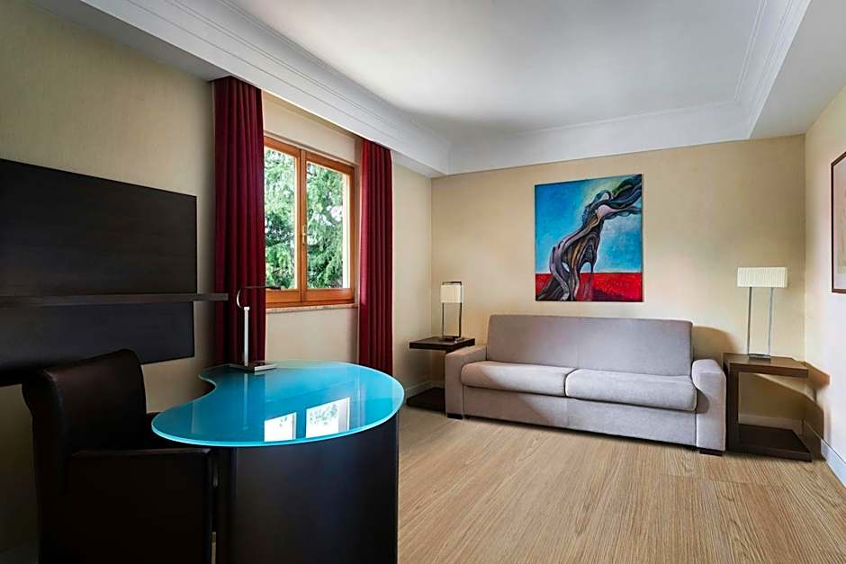 Courtyard by Marriott Rome Central Park