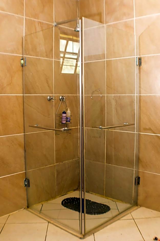 Rosedale Organic Farm Bed & Breakfast