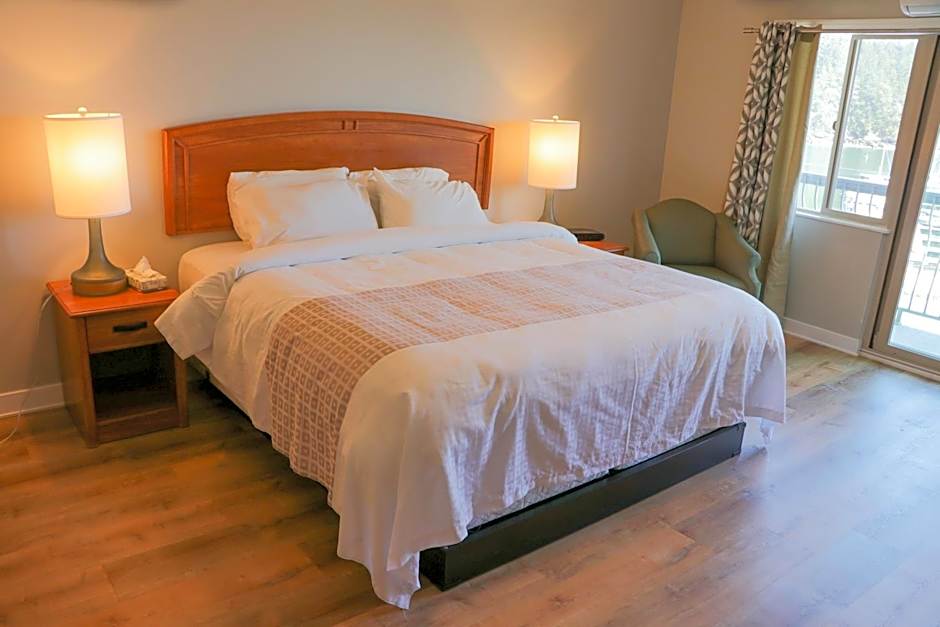 The Waterfront Suites and Marina