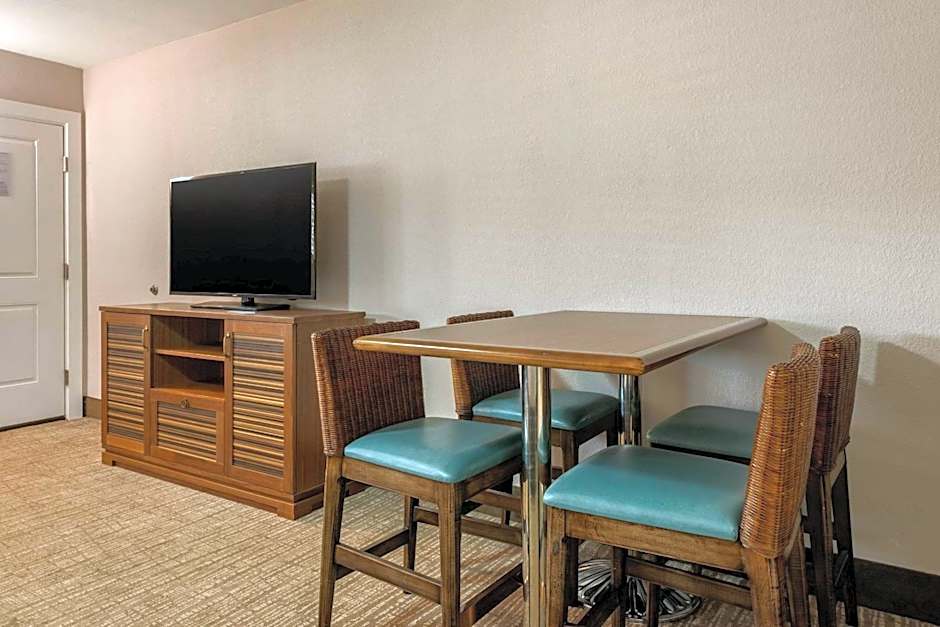 Seafarer Inn & Suites, Ascend Hotel Collection