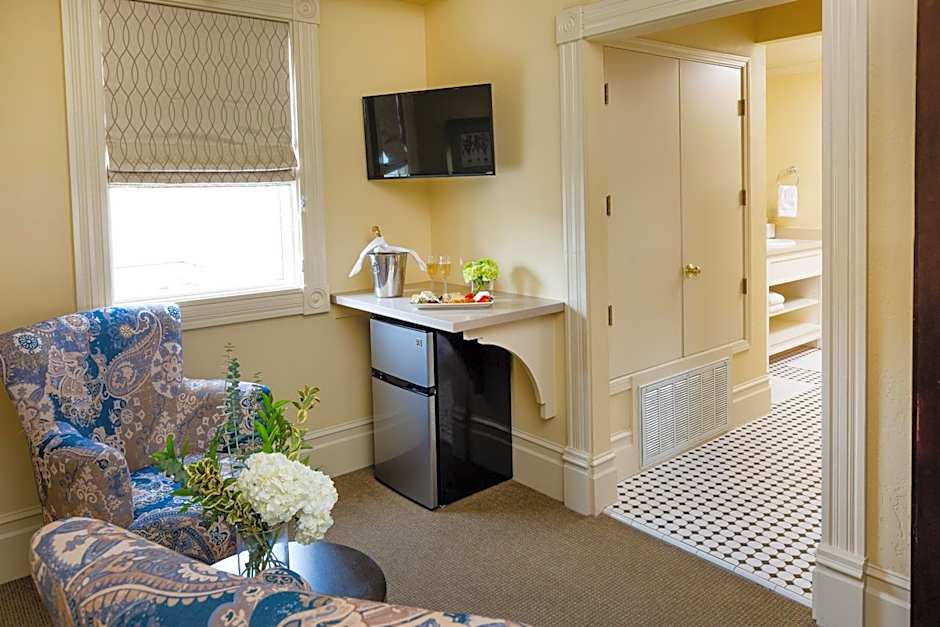 Healdsburg Inn on the Plaza, A Four Sisters Inn