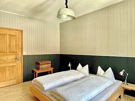 Standard Double Room with Shared Bathroom