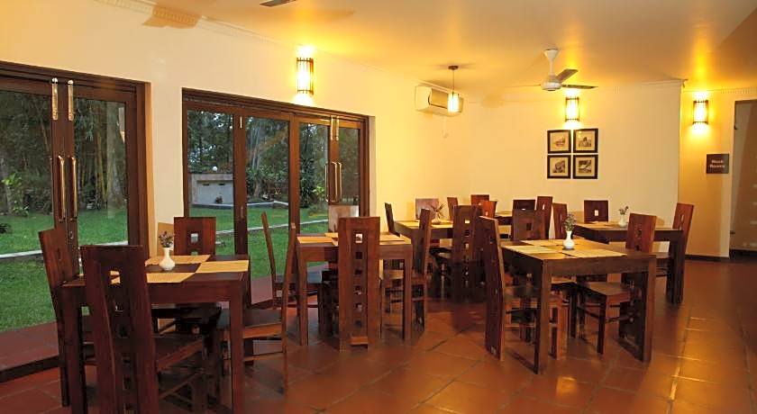 Oreeka Hotels (Katunayake Airport Hotel)