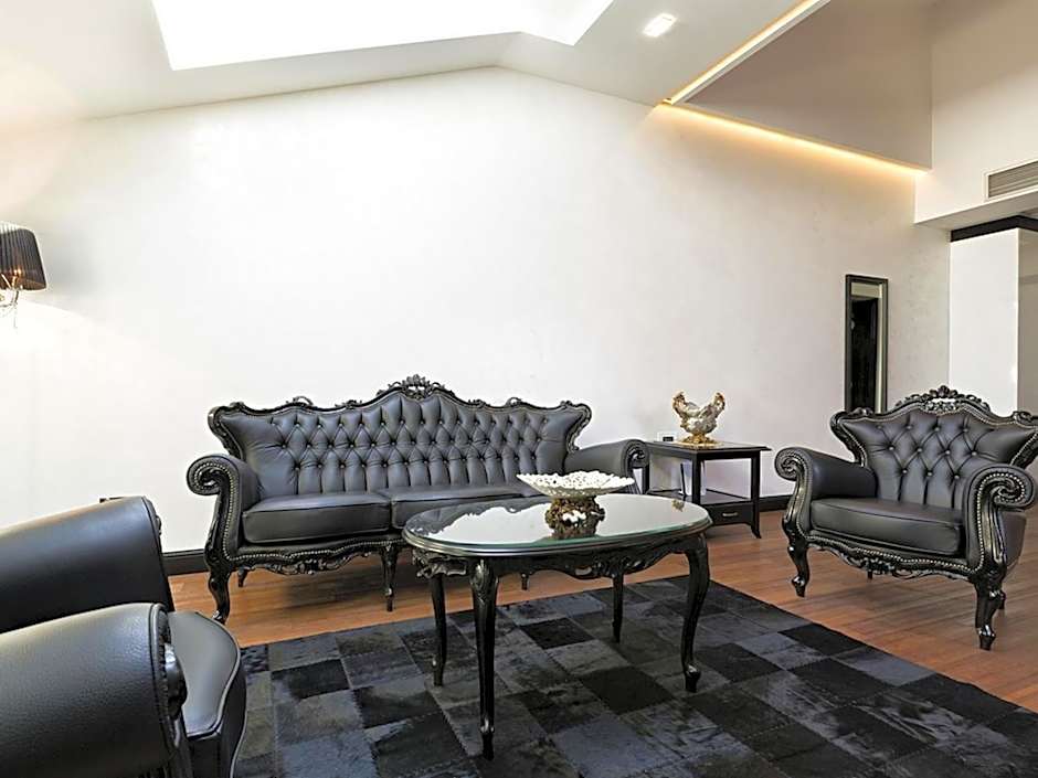 Nova City Garni Hotel Signature Collection
