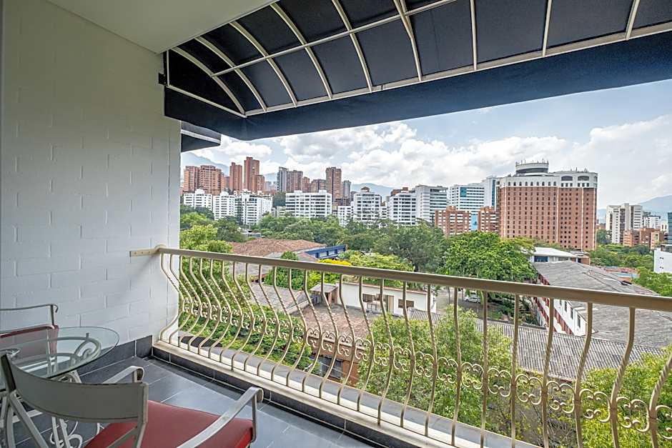 Photo 1 of 14 of Superior, Balcony