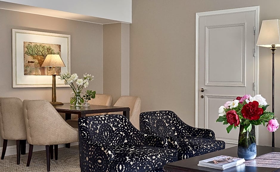 Photo 1 of 4 of Junior Suite