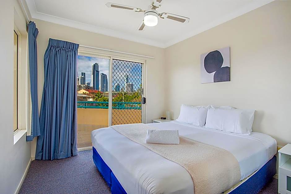 Paradise Isles Apartments