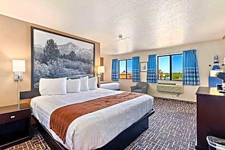 King Room with Two King Beds