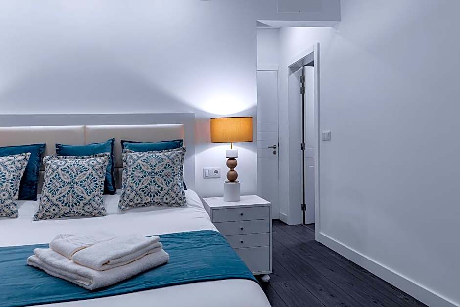 Ilheu 25 Peniche House