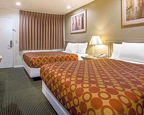 2 Double Beds, Nonsmoking