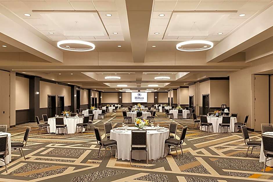 Hilton Knoxville Airport