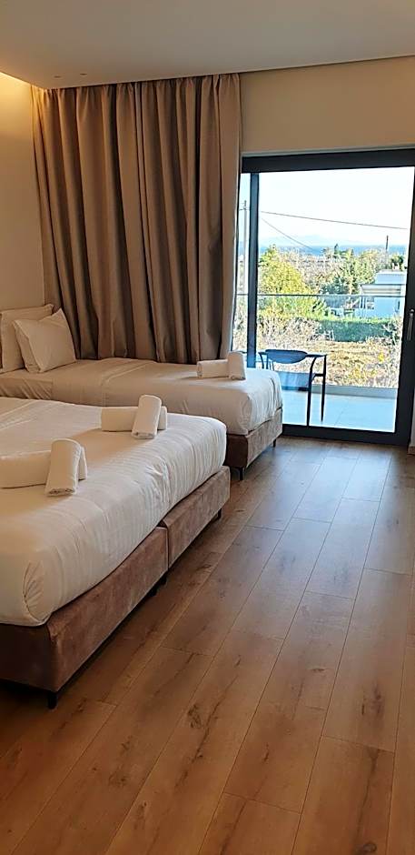 Photo 1 of 2 of Superior, Sea View