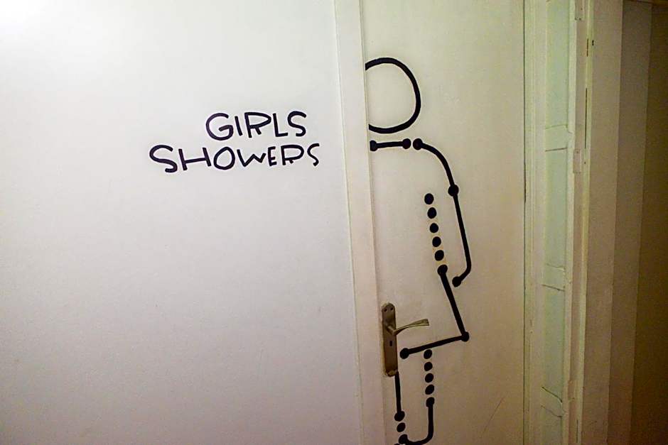 Diagonal House Hostel