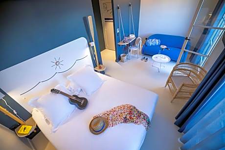 Grande Plaisance Room - Access to Rooftop and Basin included