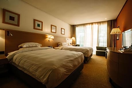 Premium Room Golf View