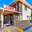 Econo Lodge Hays I-70