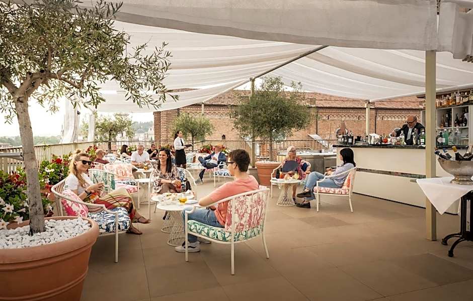 Due Torri Hotel