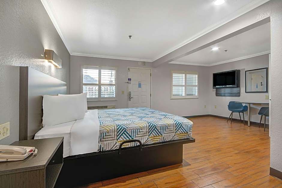 Motel 6 Ontario CA Convention Center Airport