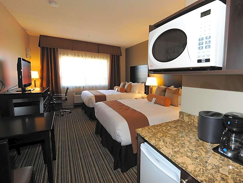 Best Western Plus Peace River Hotel & Suites