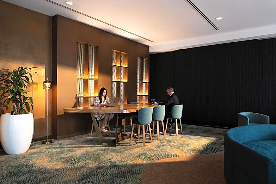 Amora Hotel Adelaide