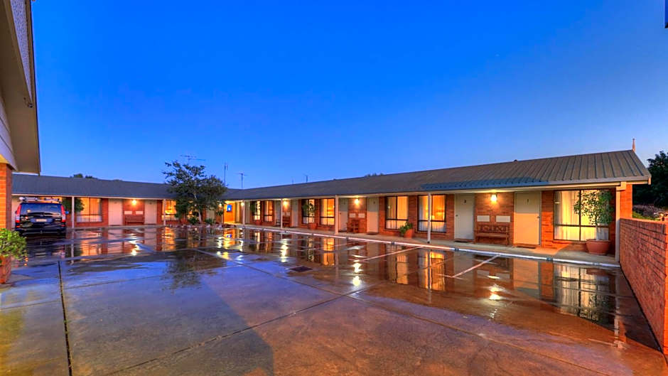 Moama Central Motel