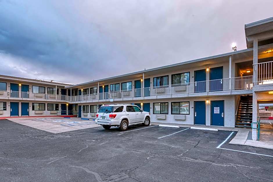 Motel 6-Nogales, AZ - Mariposa Road