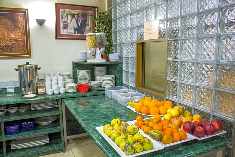 Hotel Windsor Suites