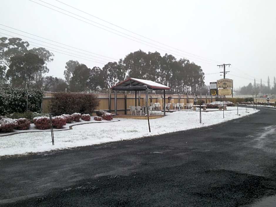 Clansman Motel