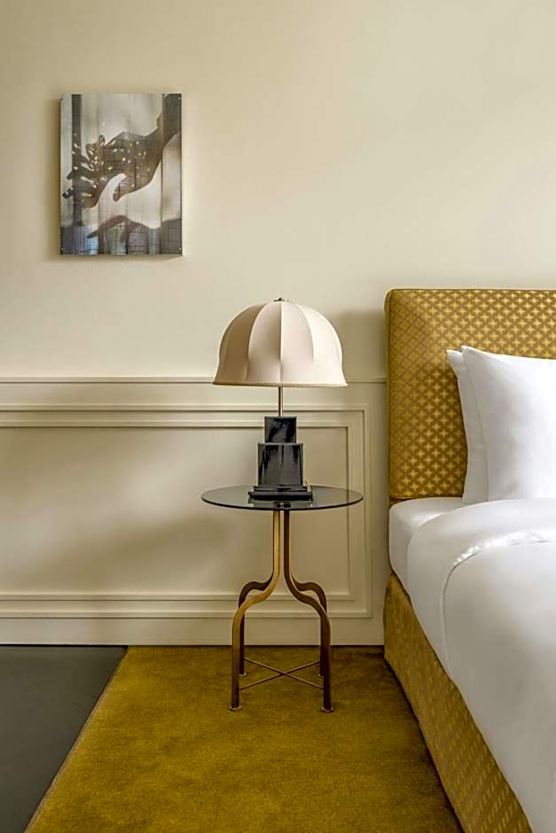 Roomers Munich, Autograph Collection by Marriott