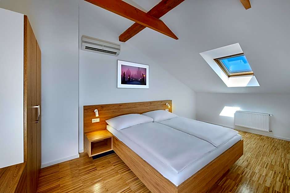 Downtown Suites Kodanska