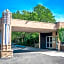 The Woodlands Inn