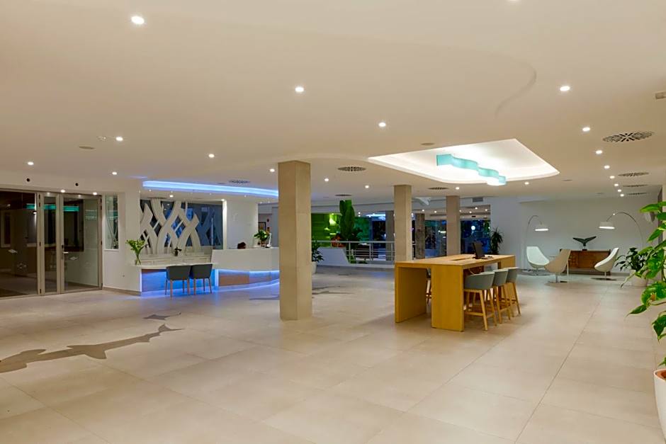 Marvell Club Hotel & Apartments