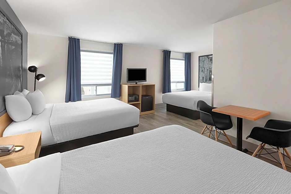 Super 8 by Wyndham Quebec City
