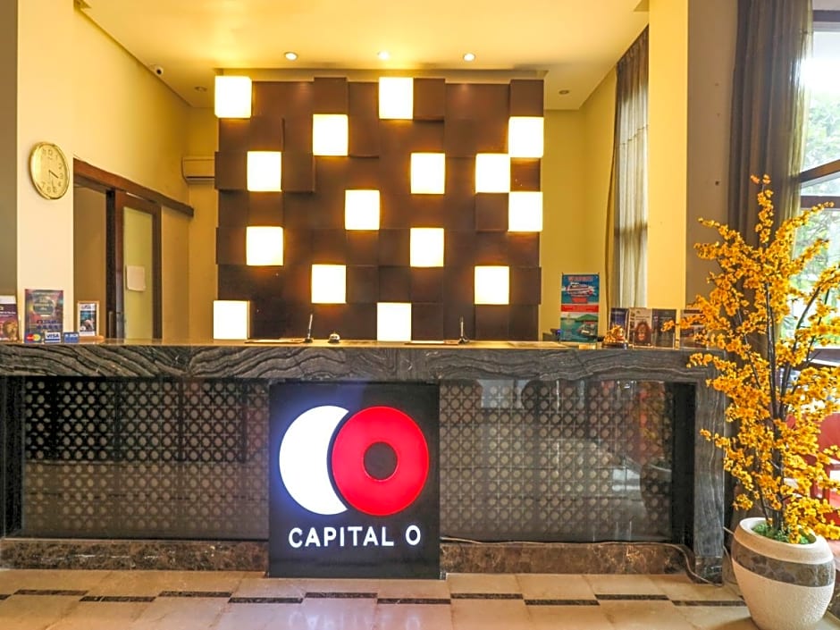 Capital O 2114 Grand Jimbaran Boutique Hotel